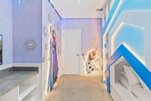 Room - 6103 High Seas Drive (Orlando)