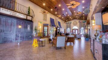 House (3 Bedrooms) | Property amenity