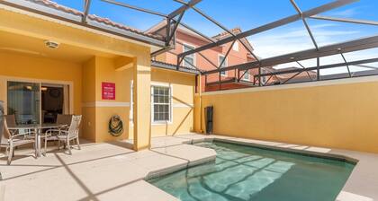 8960 Cat Palm Road
