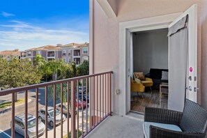 Apartment (3 Bedrooms) | Property amenity - 4862 Cayview Avenue #304 (Orlando)