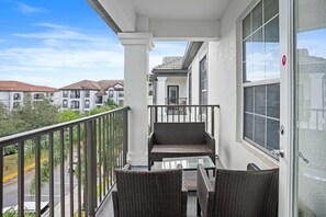 公寓 (3 Bedrooms) | 住宿設施服務