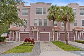 House (3 Bedrooms) | Property amenity - 5038 Tideview Circle #20 (Orlando)
