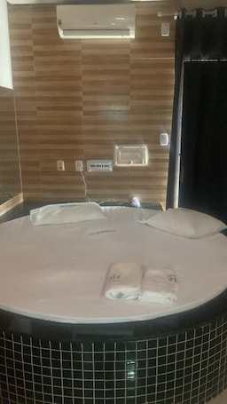 传统套房 | 1 多间卧室、免费 WiFi