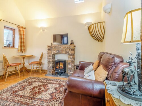 Rickyard Cottage- UK45535