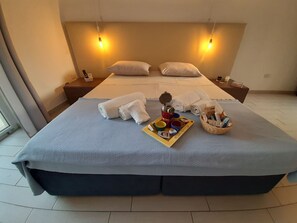 1 quarto, berço de viagem, Wi-Fi de cortesia, roupa de cama