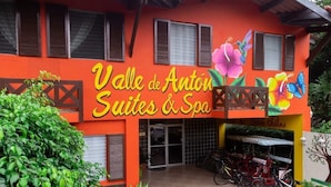 Front of property - Valle de Antòn Suites  (El Valle de Anton)