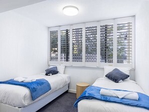 Desk, free WiFi, bed sheets