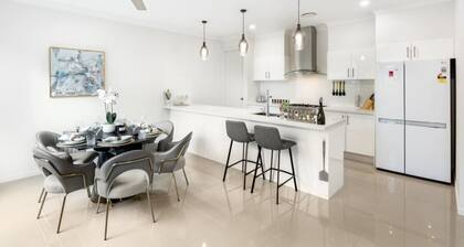 4BR Cozy house 5mins to beach