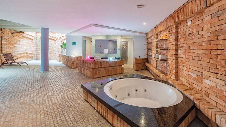 LFLATS no The First Free Flex Residence