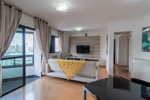 Apartment | Living area | TV