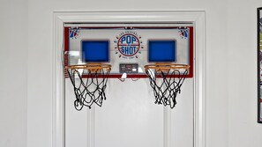 Interior - 4BDRM 4BATH Airport Hideaway (Fairburn)