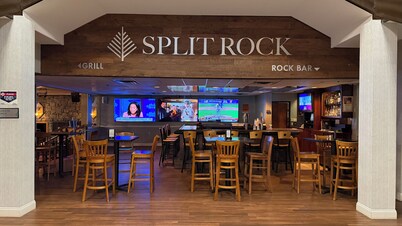 The Willowbrook Golf Hotel At Split Rock