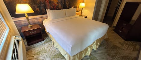 Suite, 1 King Bed, Hearing Accessible, Non Smoking | 1 bedroom, in-room safe, desk, blackout drapes