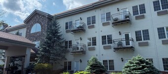 The Willowbrook Village at Lake Harmony, a Wyndham Hotel