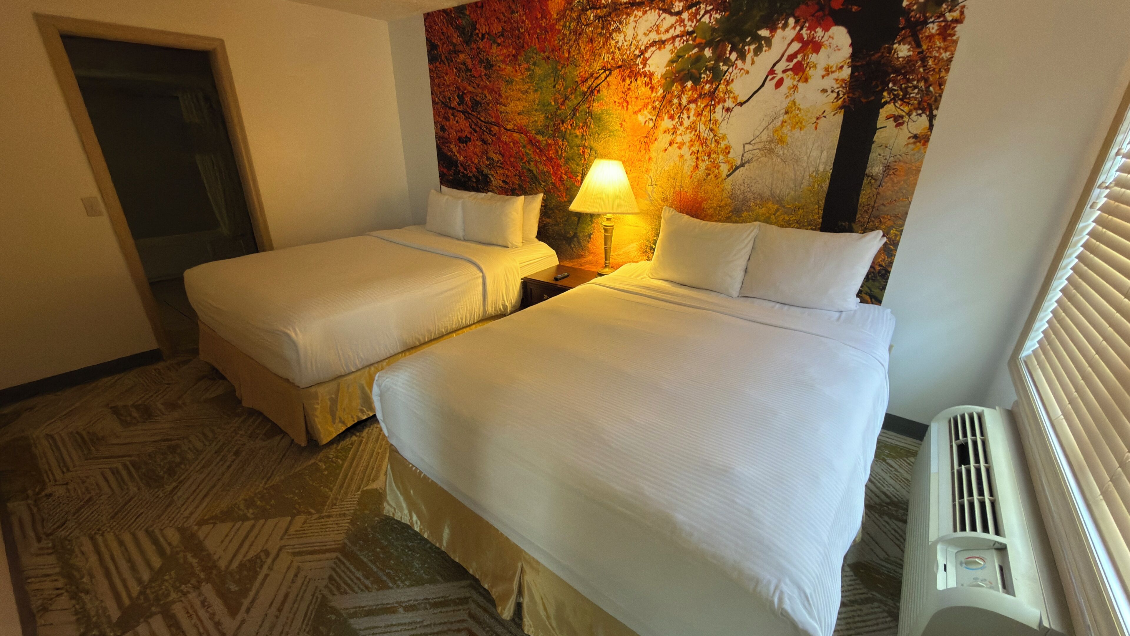 Suite, 2 Queen Beds, Non Smoking
