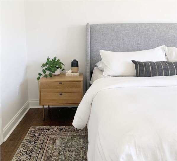3 bedrooms, iron/ironing board, travel cot, free WiFi