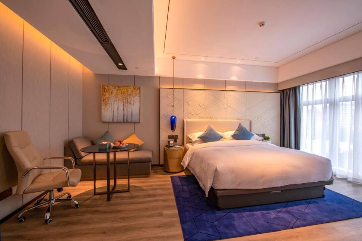 Kamar Mewah | Brankas dan Wi-Fi gratis