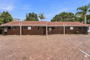Exterior - Orewa Motor Lodge (Orewa)