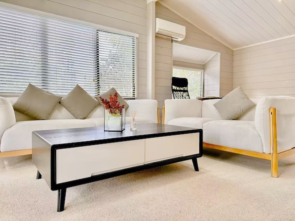 Family Bungalow | Living area | LCD TV - Orewa Motor Lodge (Orewa)