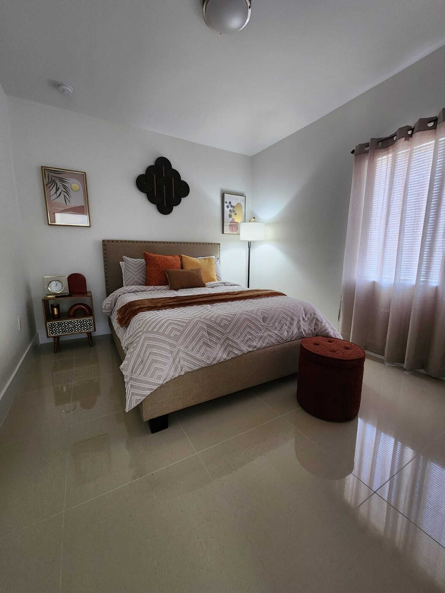 4 bedrooms, free WiFi, bed sheets