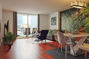 Deluxe Apartment, 1 Bedroom | Living room | 48-inch Smart TV with digital channels, streaming services - OneLuxStay in the Heart of Brickell (Miami)