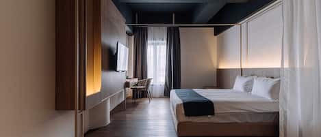1 bedroom, desk, free WiFi