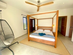 5 habitaciones, tabla de planchar con plancha, wifi y ropa de cama 