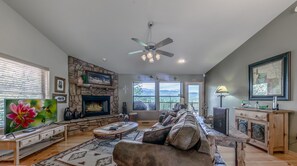 TV, fireplace
