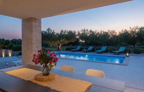 Pool - Beautiful home in Marcana (Marcana)