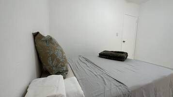 1 habitación, wifi gratis y ropa de cama