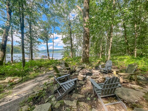 New: Lakefront Luxury Home with Private Indoor Heated Pool!