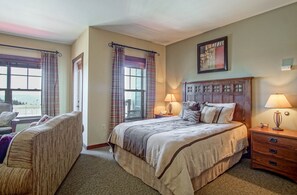 1 bedroom, free WiFi, bed sheets - Soaring Eagle 315, Cozy Studio (Snowshoe)