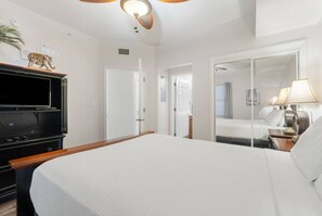 1 chambre, bureau, fer et planche à repasser, Wi-Fi