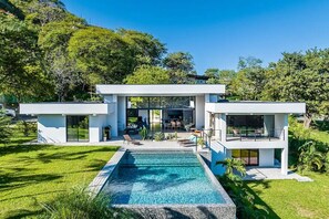 Pool - Chic Valley Villa with Private Pool and Scenic Jungle Views – Minutes from the Beach (Tamarindo)