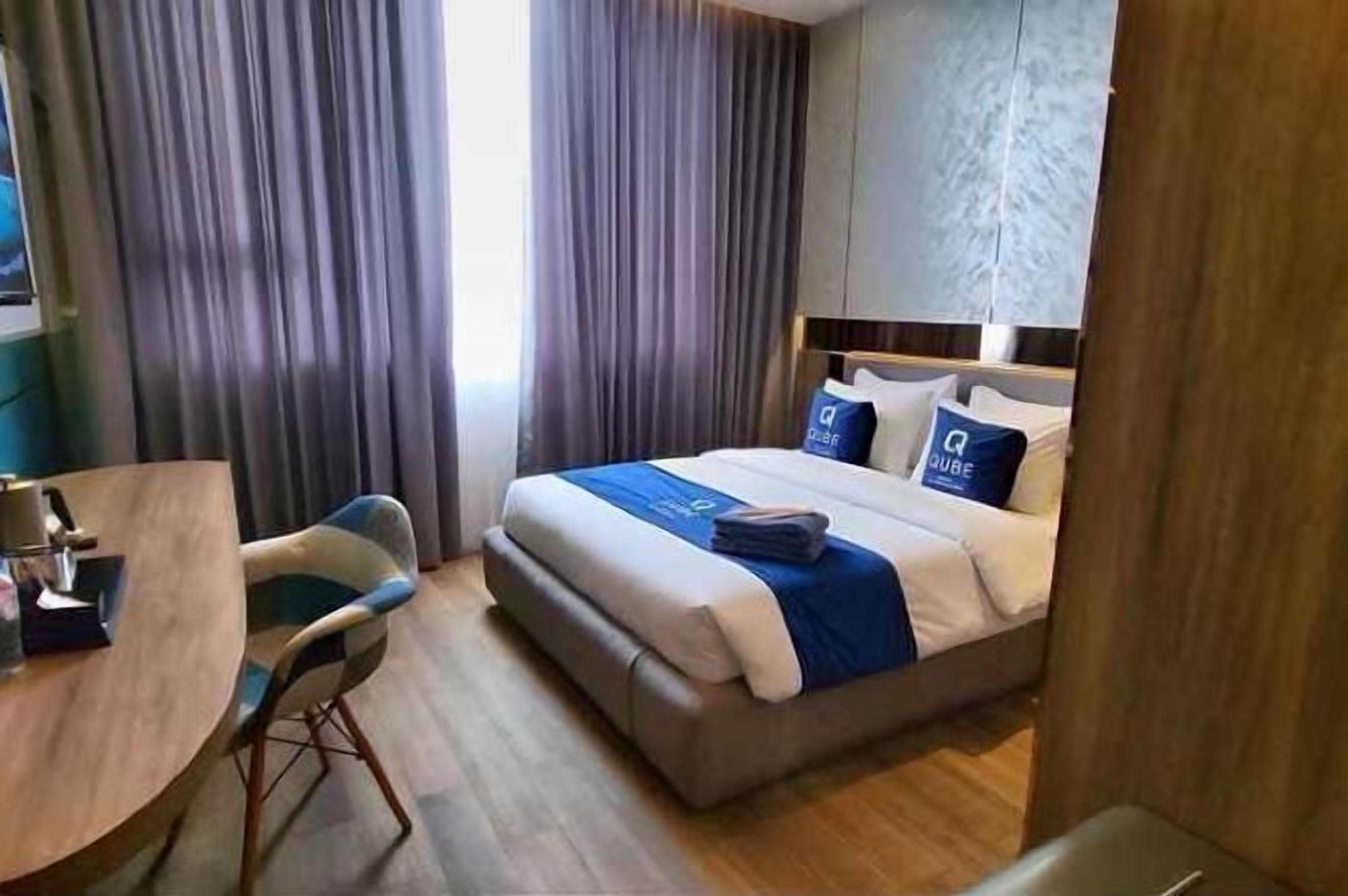 Blackout drapes, soundproofing, iron/ironing board, free WiFi