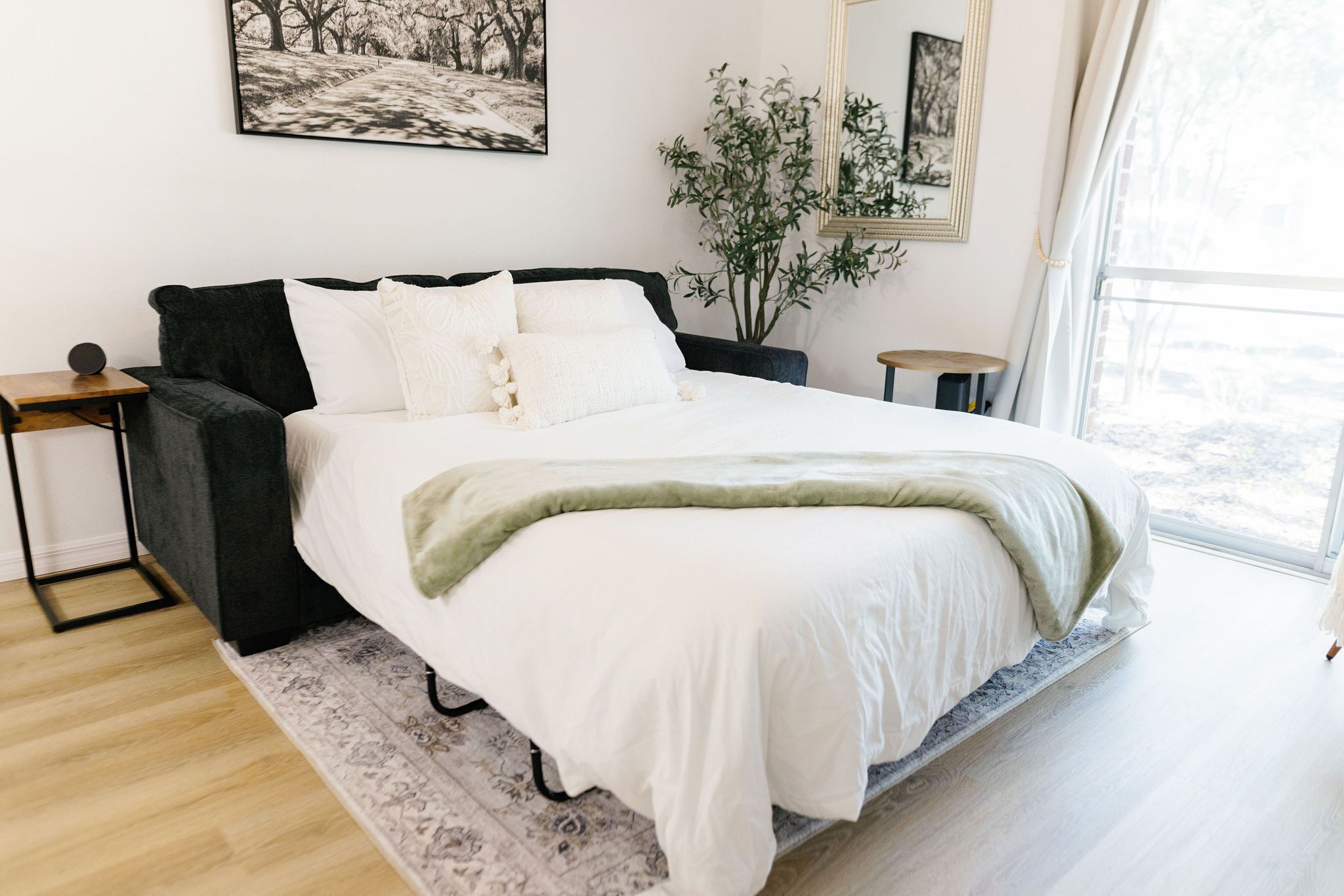 1 bedroom, iron/ironing board, WiFi (free), bed sheets