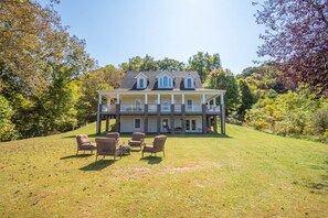 Exterior - Sullivan Farm at Helton Creek - Fire Pit - Foosball - Fireplace (Lansing)
