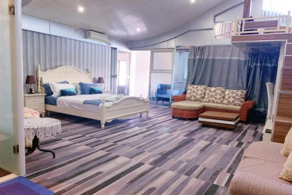 Family Room | Living area