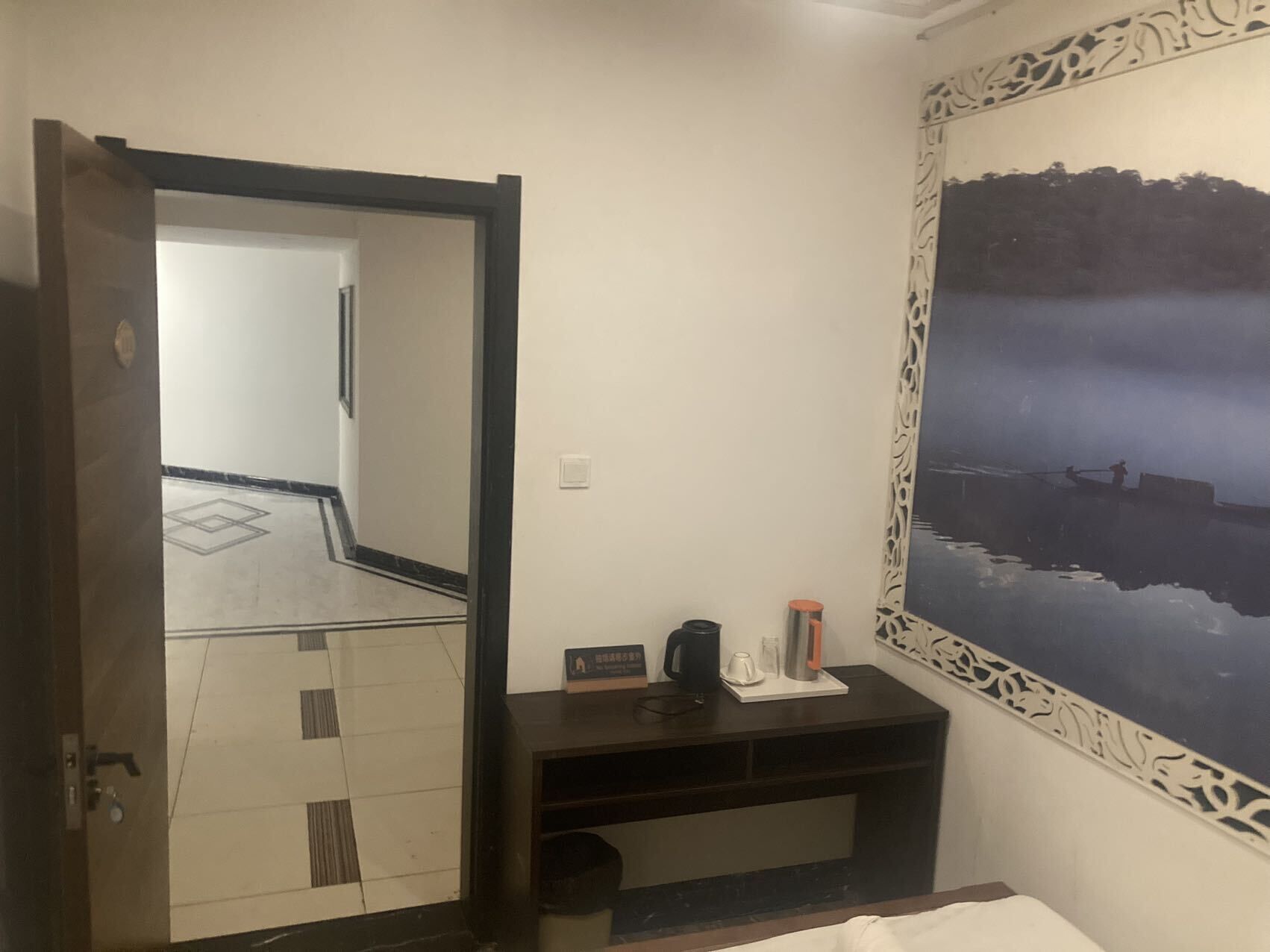 hypo-allergenic bedding, in-room safe, blackout curtains