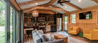  A cozy, modern cottage has all the amenities and privacy a hotel cannot offer.