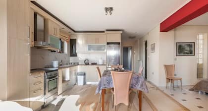Beautiful 1-Bed Cottage in Megalopolis