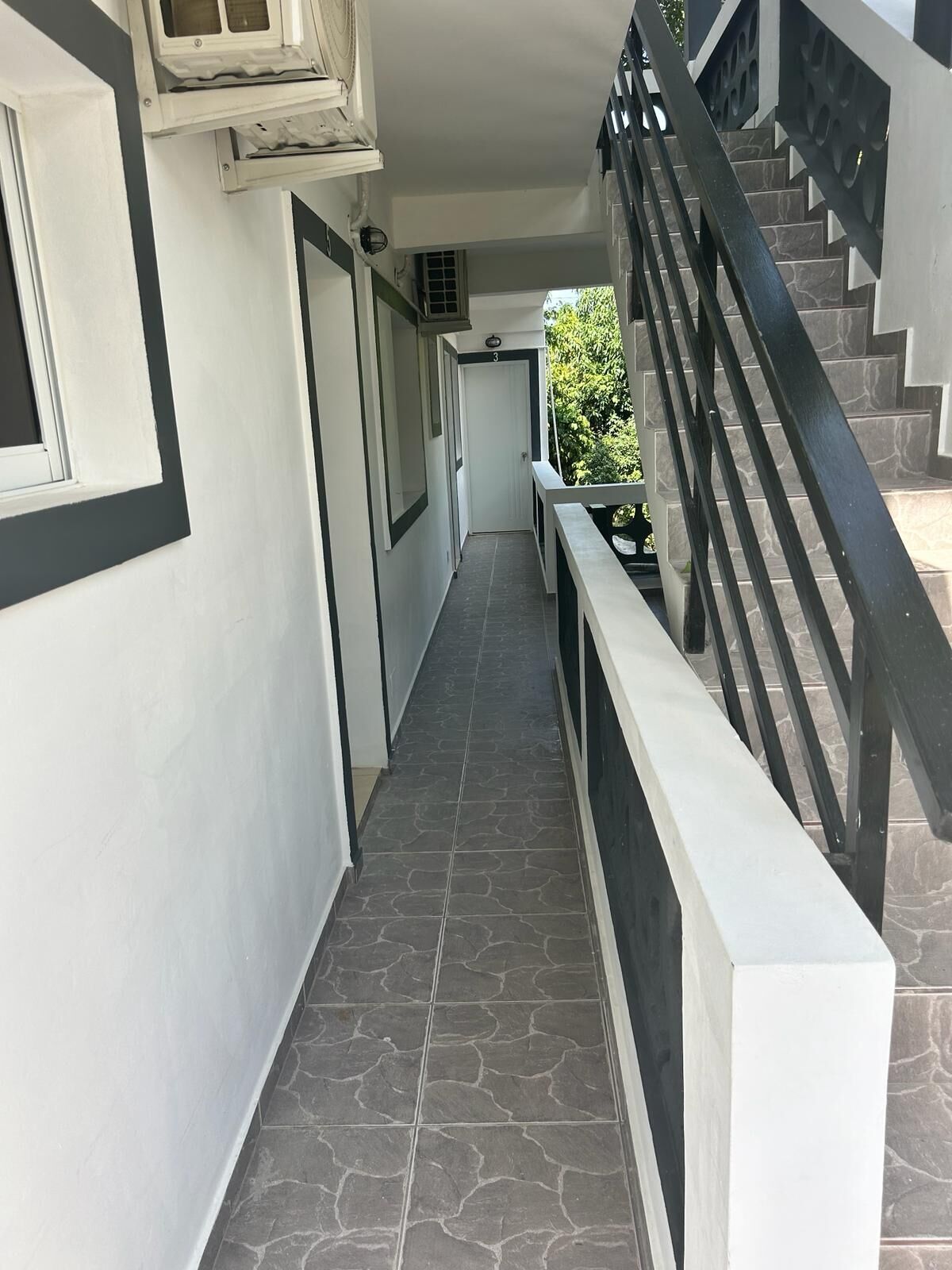 Foto - Hillmon's Hotel Bar Lounge