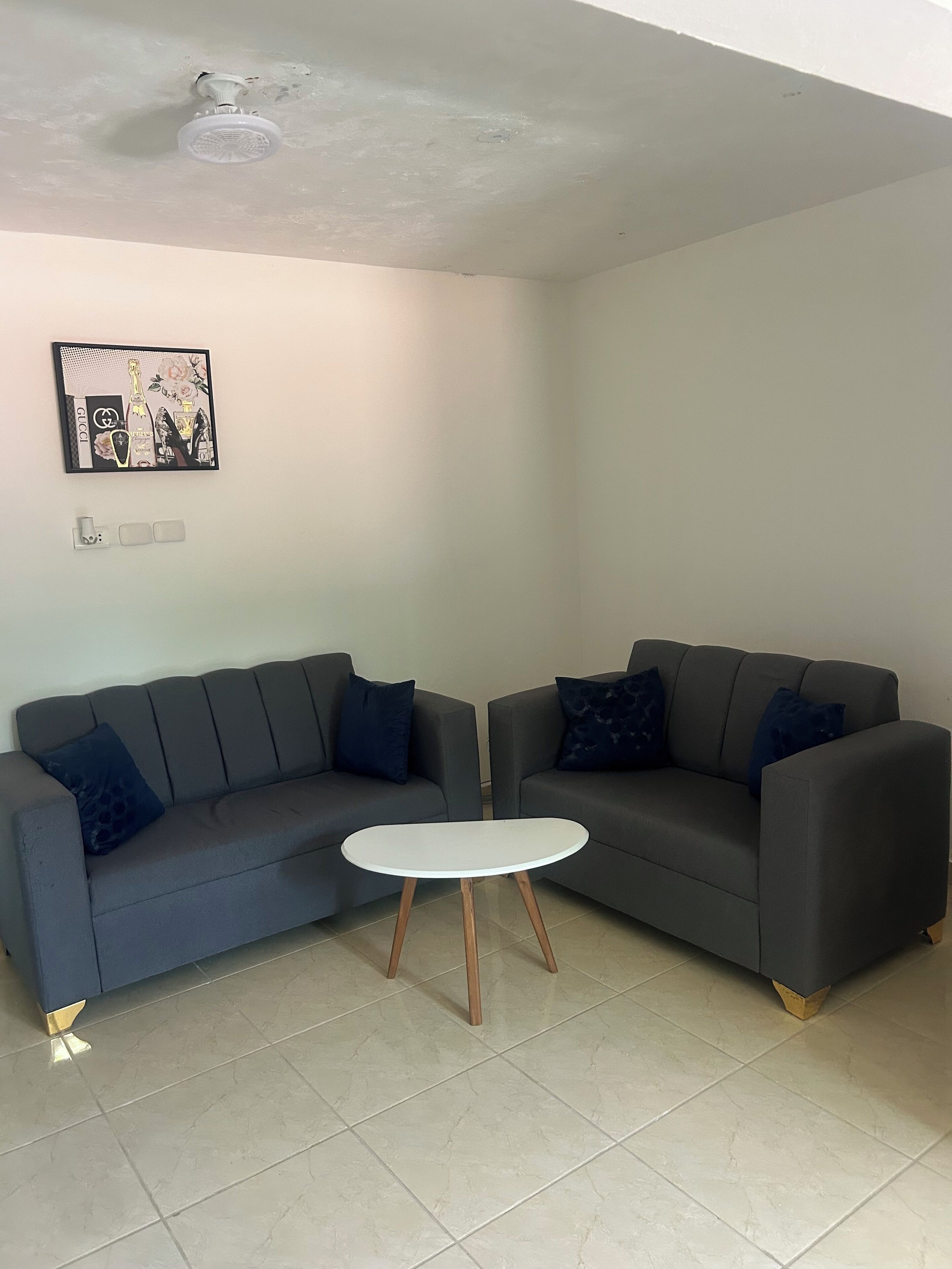 32-inch Smart TV with cable channels, Netflix, streaming services