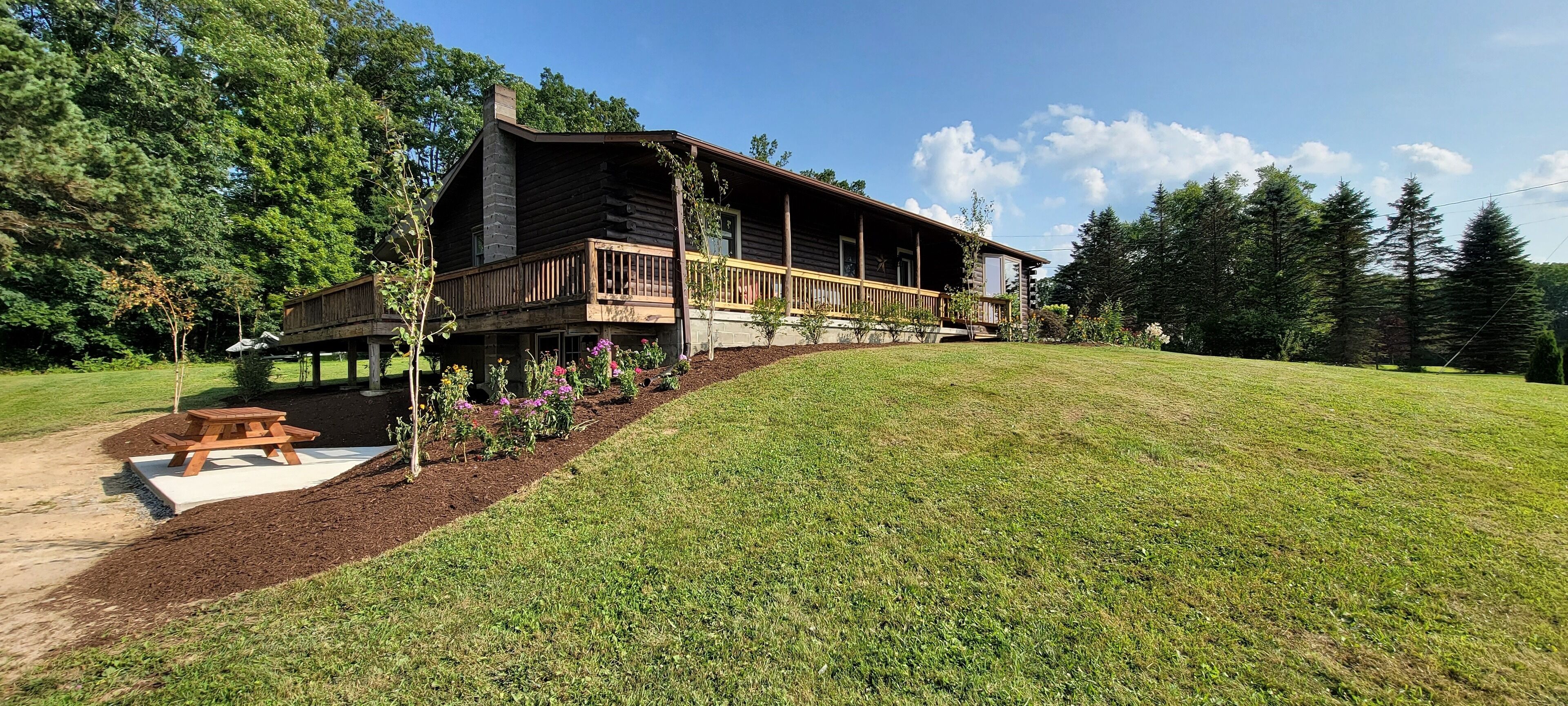 Woodside Escape | 5BR, 3BA, Hot Tub, Large yard
