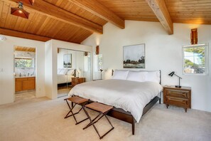 3 عدّة غرف نوم وواي فاي وملاءات أسرّة