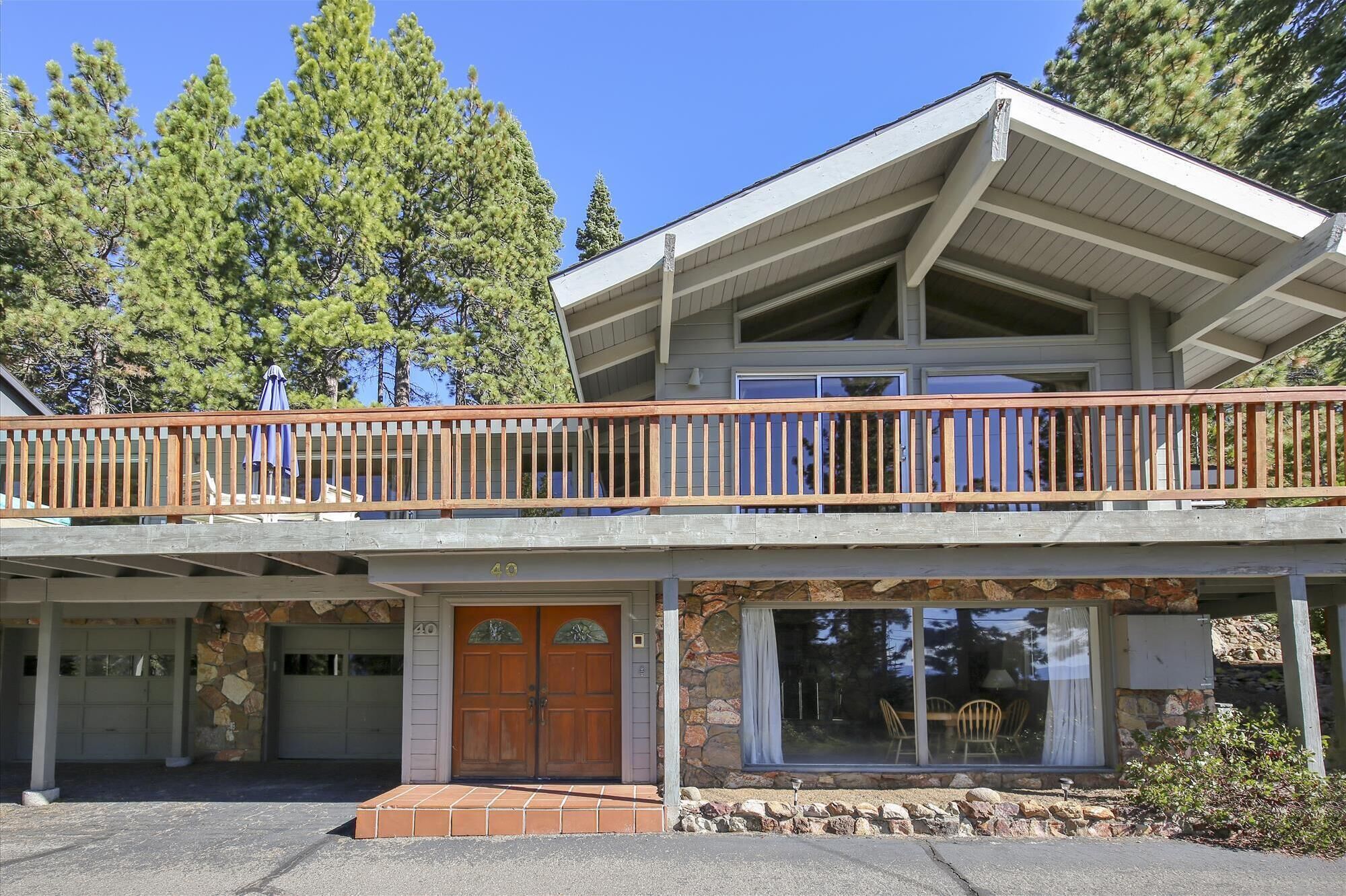 Dollar Pointe of View- Hot Tub, Lake View, Close to Beach