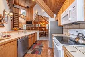 Fridge, microwave, oven, stovetop - Alpine Getaway - N. Lake Tahoe, Hot Tub, Mountain Views (Alpine Meadows)