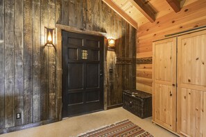 Interior - Dogs OK, Hot Tub, Lake View- Belle's Bungalow (Carnelian Bay)