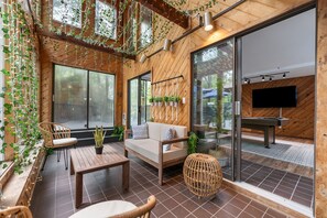 スマートテレビ、暖炉