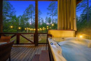 Baignoire à remous extérieure